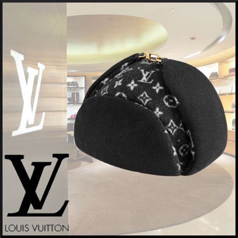 Louis Vuitton Carry On Chapka 